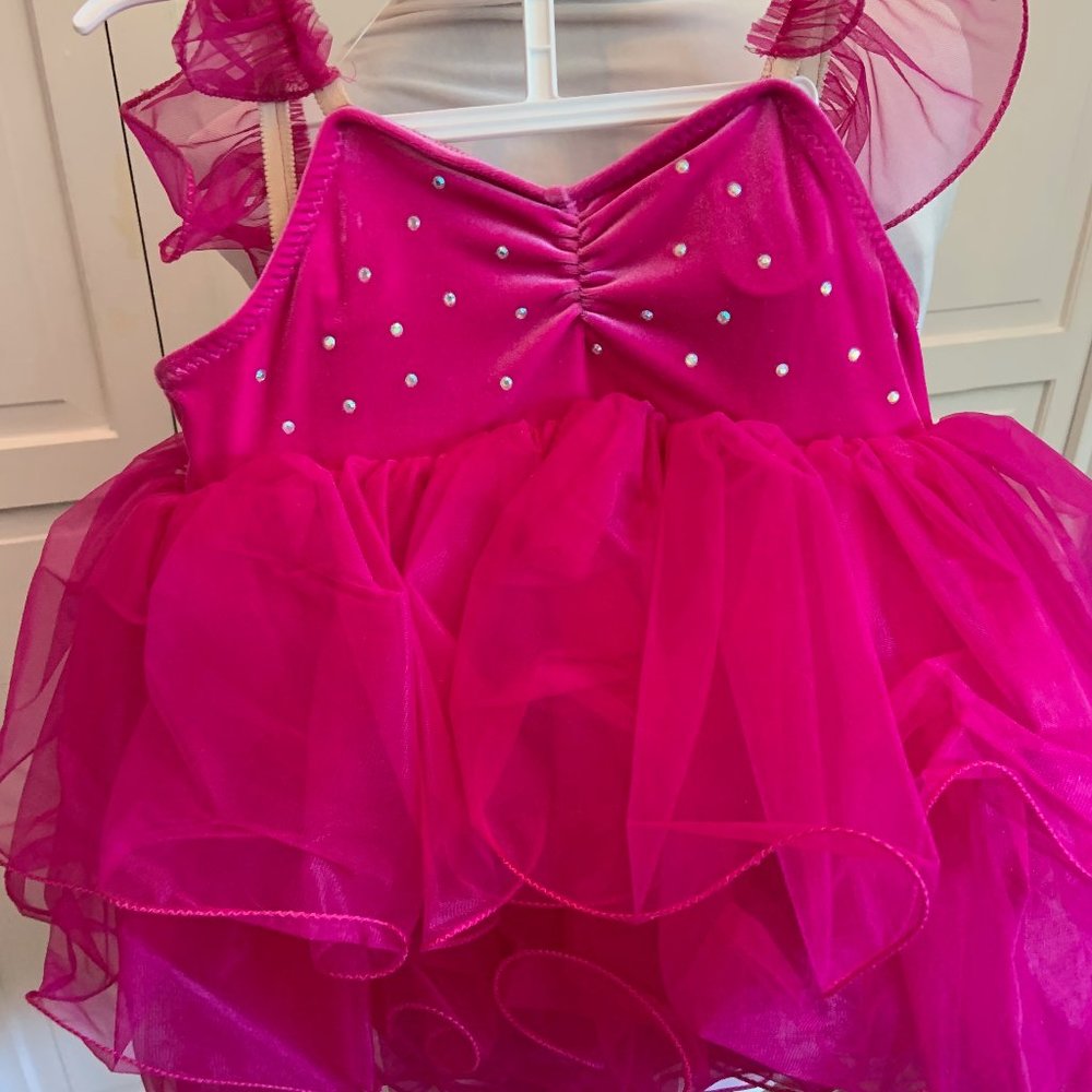 Curtain Call Dance/Ballerina Costumes Fushia Pink childs size(CLA) Large